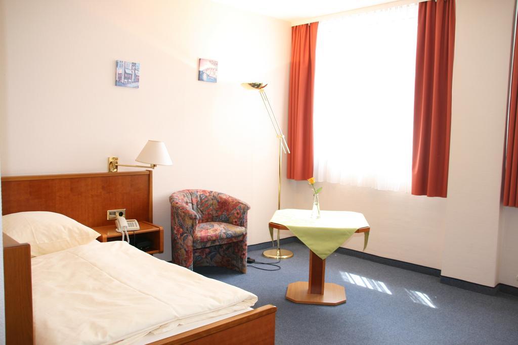 Atrium Hotel Crimmitschau ห้อง รูปภาพ